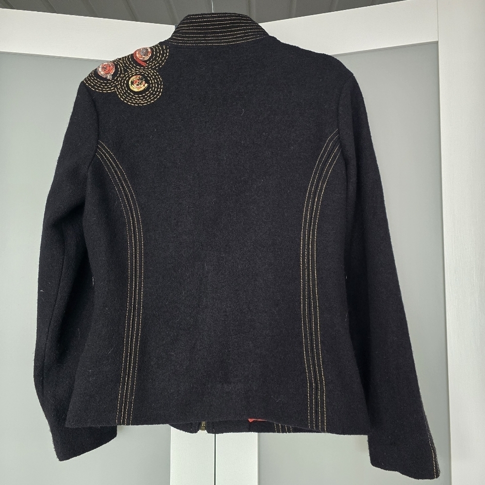 100% Wool Embroideed Jacket - Picture 5 of 12